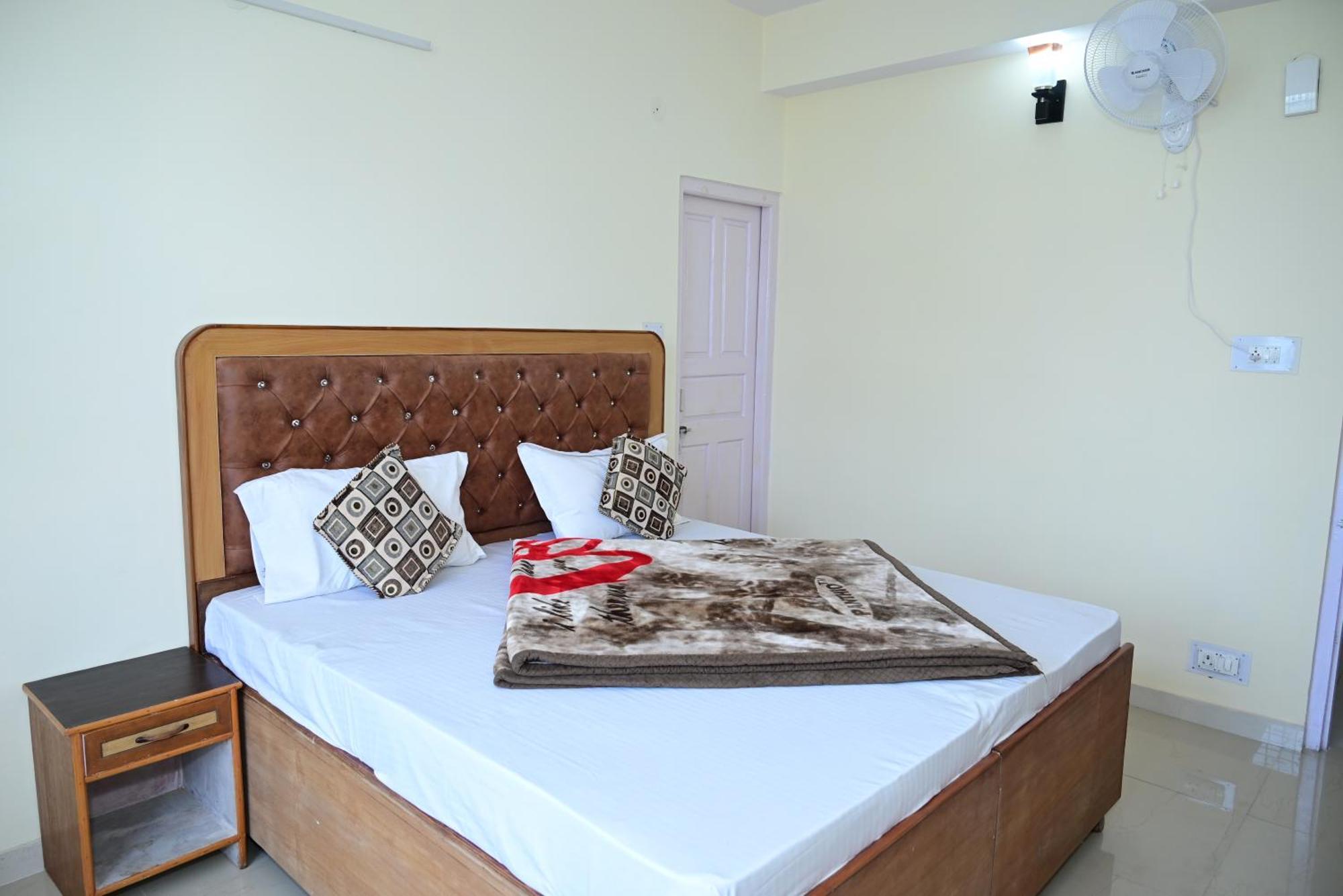 Krishna B&B Near Mall Road Shimla Exterior photo